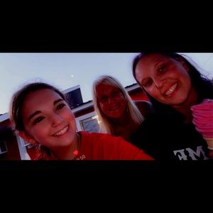 Meet your Posher, Isabella